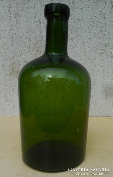 Régi zöld huta üveg, palack (vastagfalú, 2,5 literes)