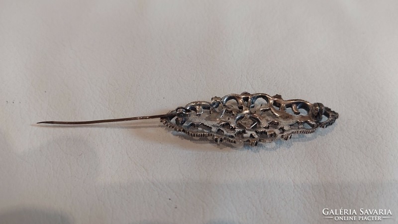 Greyhound head silver brooch with marcasite