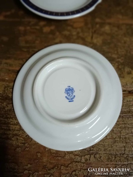 Porcelain kv coaster plate used by a passenger catering company, marked 6 pieces in one