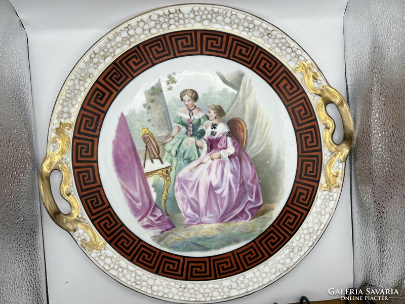 Hüttl Pest jelzéssel porcelán asztalközép, kináló, kézi festés. 36 cm-es átmérő.4662