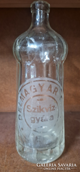 Régi szódásüveg, Délmagyar R.T, Szikvízgyára Pécs felirattal fej nélkül