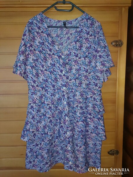Ruffled floral xl loose dress. Chest: 55cm.