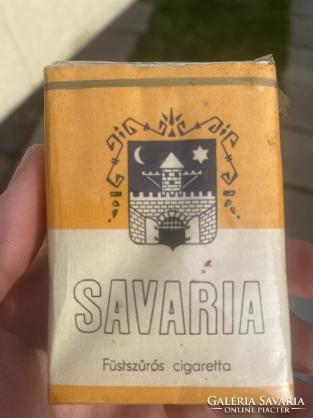 Savaria cigaretta bontatlan retro szocialista antik