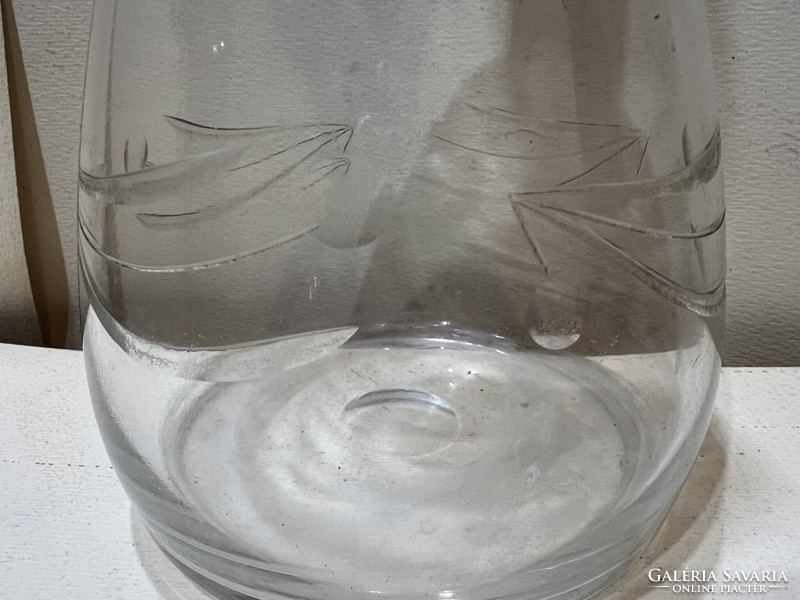 Dekanter, kiöntő üvegből, régi, vastagfalú, 35 x 13 cm-es. 4542