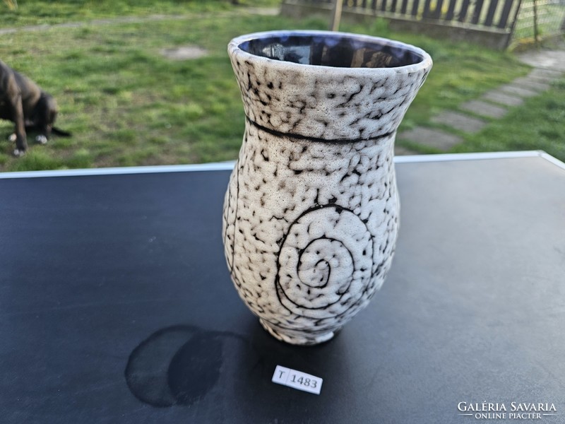 T1483 Kerámia váza 21 cm