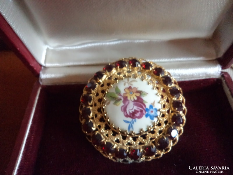 Antique gilded, painted porcelain brooch