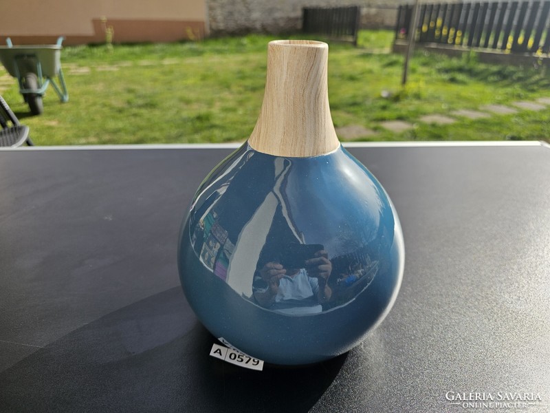 A0579 ceramic vase 18 cm