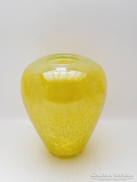 Karcagi sárga színű fátyolüveg váza - 17 cm