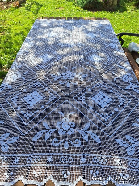 Lace dining table cloth