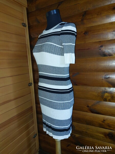 Dorothy Perkins s pretty thin knit striped dress. Also good for size M, elastic