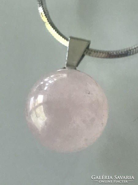 Rose quartz pendant necklace, marked lbvyr