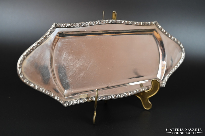 Wonderful antique silver tray with decorated border - 321g
