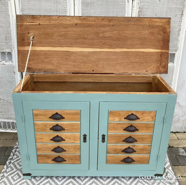 Rustic chest with fake drawers, which can be opened from the top and from the front, chest of drawers..