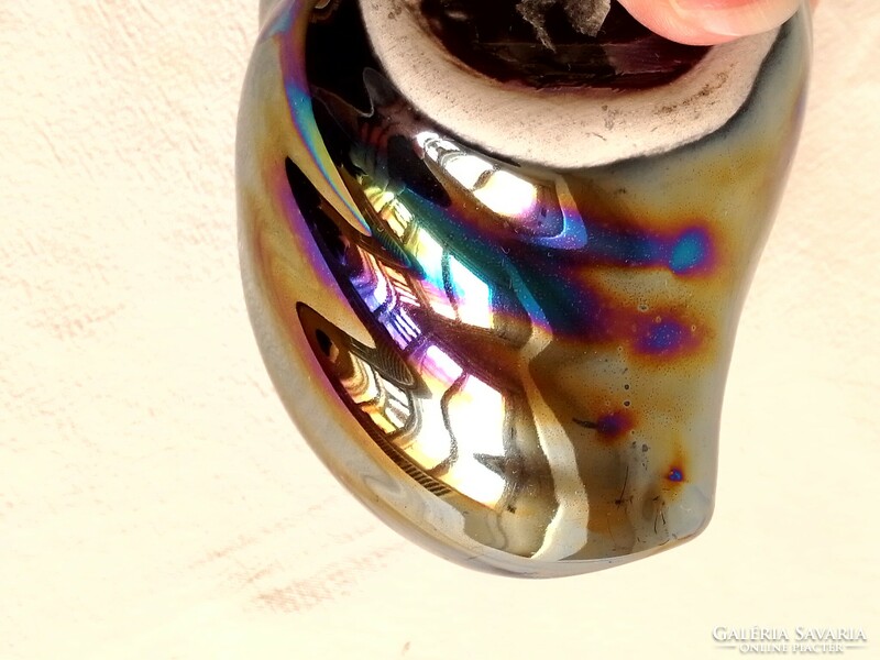 Beautiful iridescent graphite hematite rainbow eosin glaze porcelain snail shell holder, nipp, display case