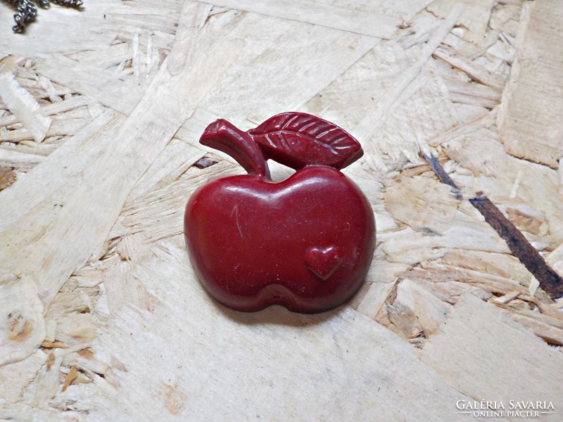 Retro mother of pearl apple brooch