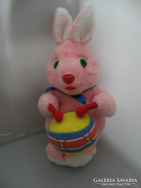 Rare collector's duracell bunny, with a large battery in the back, 1997