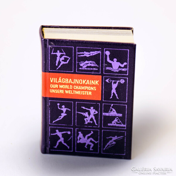 Our world champions - miniature book