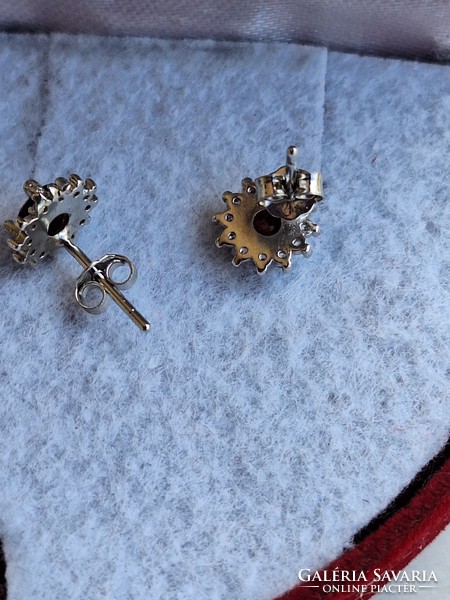 Garnet, 925 silver earrings.