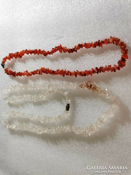 2 necklaces with mineral beads