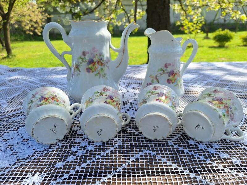Art Nouveau tea set