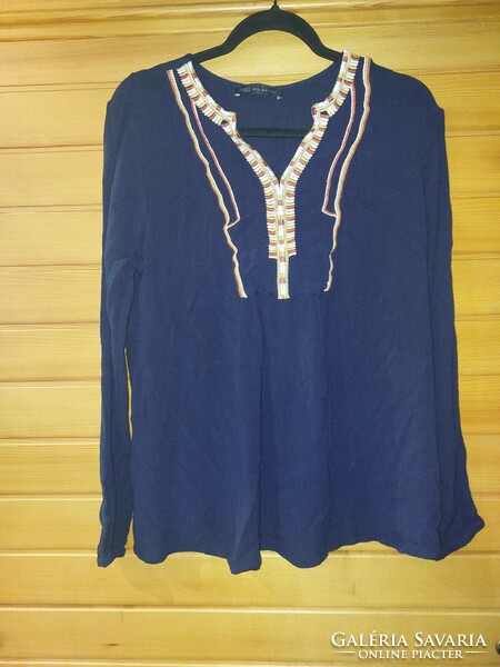 Mark&spencer gauze effect embroidered dark blue cotton shirt, tunic size L. In good condition