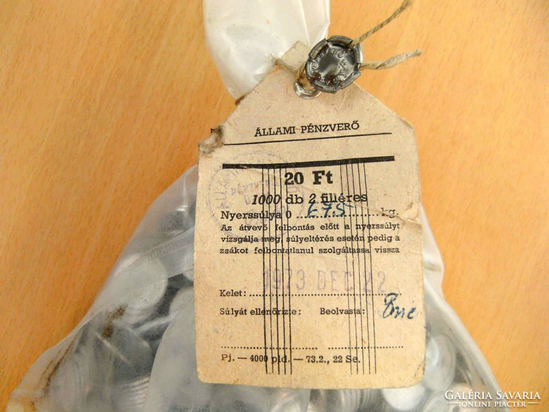 UNC 1.000 darab lyukas 2 filléres bontatlan zacskóban, 1973-ból
