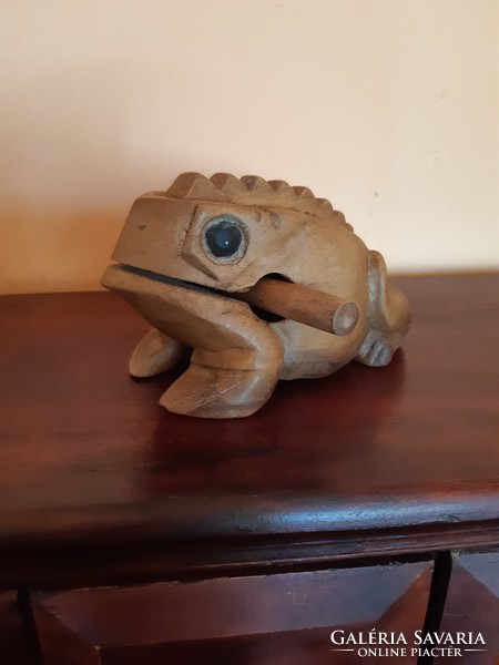 Thailand - large toad frog made of wood