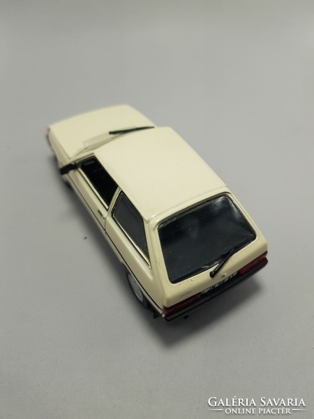 ZAZ 1102 TAVRIA autó modell,makett