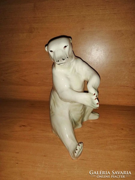 Porcelain polar bear - 22 cm (po-2)