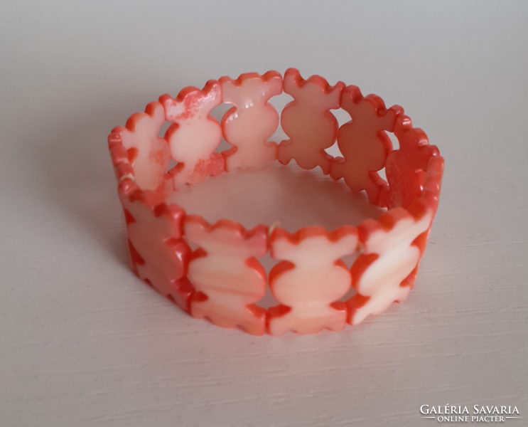 Rubber bracelet bracelet made from shells in good condition