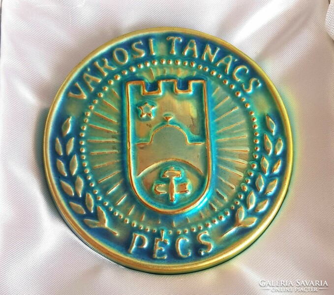 Zsolnay eosin plaque Pécs city council in gift box with shield seal