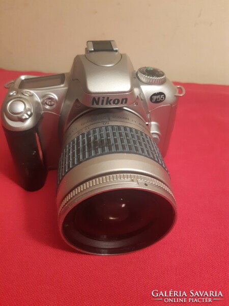 Nikon F 55 analóg fényképezőgép
