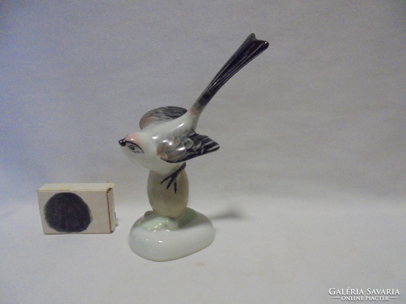 Bp. Aquincum porcelán madár figura, nipp