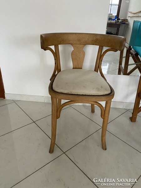 Thonet stílusú vintage karfás szék