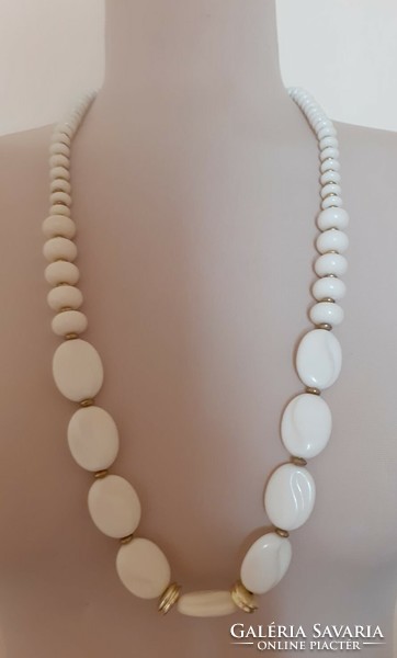 Retro plastic necklace gift with ear clip