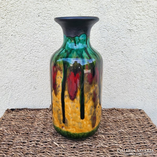 Jelzett retro ritka színvilágú, a szájnál irizáló mázas kerámia váza