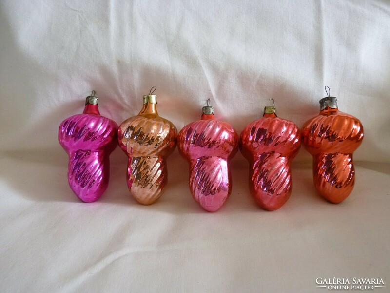 Old glass Christmas tree decorations - 5 acorns!