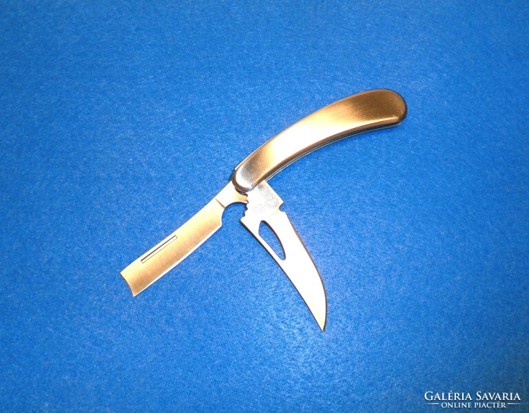 Mammut double-edged knife. From collection.