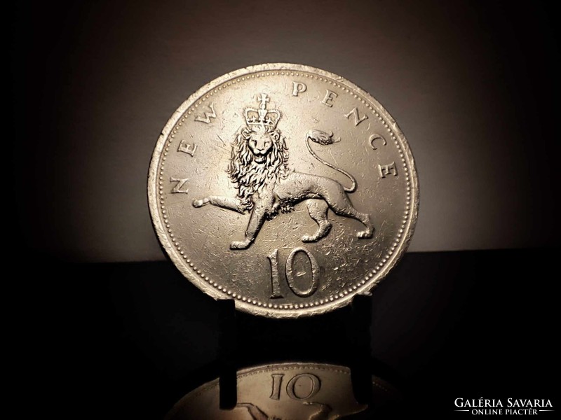 Egyesült Királyság 10 Új penny, 1975