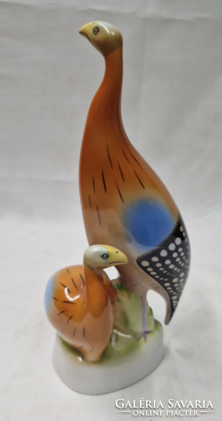 Pair of Gullóháza guinea fowl porcelain figurines in perfect condition 19 cm
