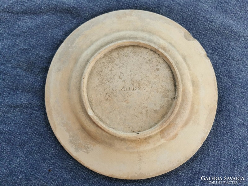 An early plastic plate from Miskolc