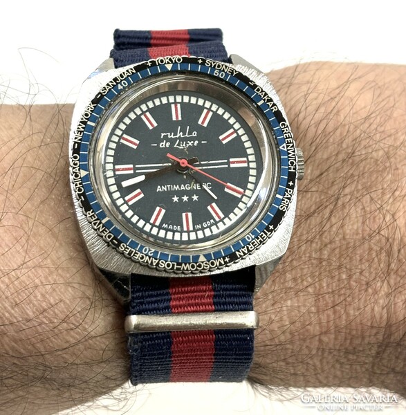 Blue Ruhla de luxe diver's jumbo-sized wristwatch! 37mm k.N. Accurate! Both personal collection and mail