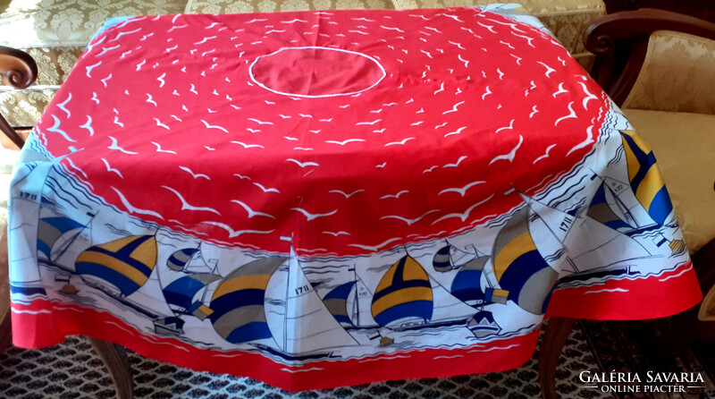 Round sailing tablecloth. 166 Cm