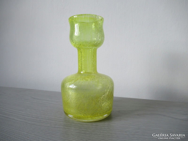 Ritkább fajta fátyolüveg váza