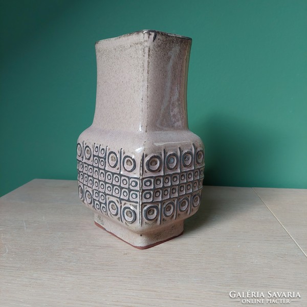Városlód ceramic vase with free delivery