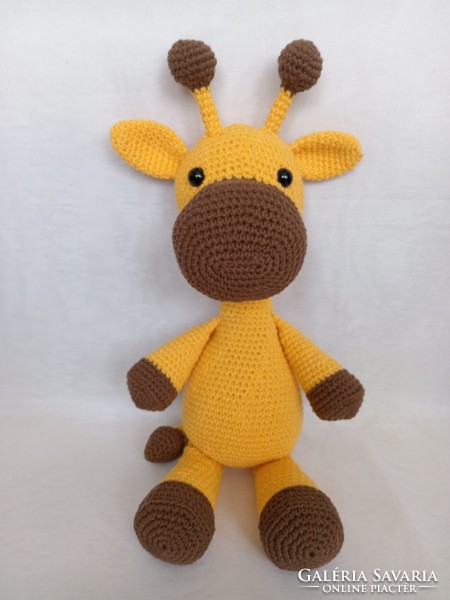 Crochet amigurumi giraffe