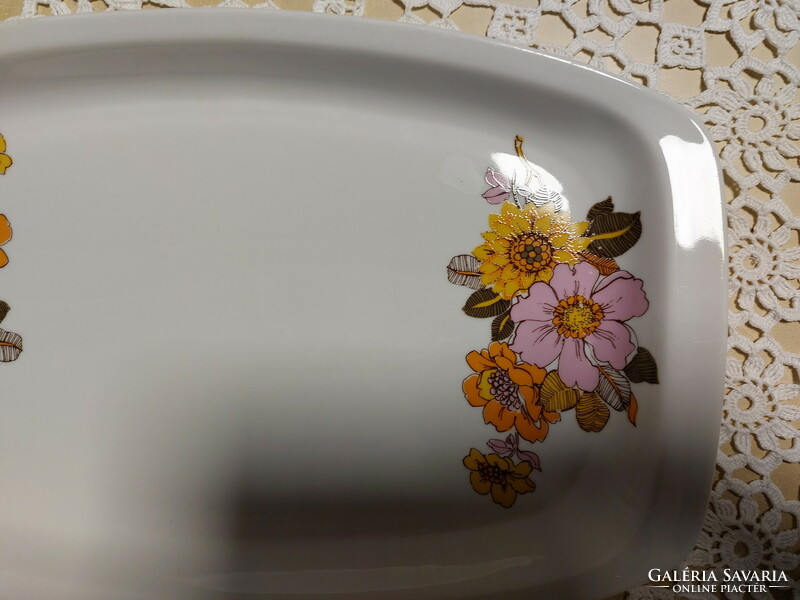Alföldi dáliás porcelán ﻿kínáló tál, sárga és rózsaszín virággal