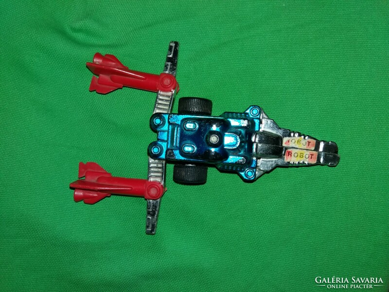 Retro Hungarian small-scale metal/plastic sci-fi Transformers robot figure, extremely rare according to the pictures 2