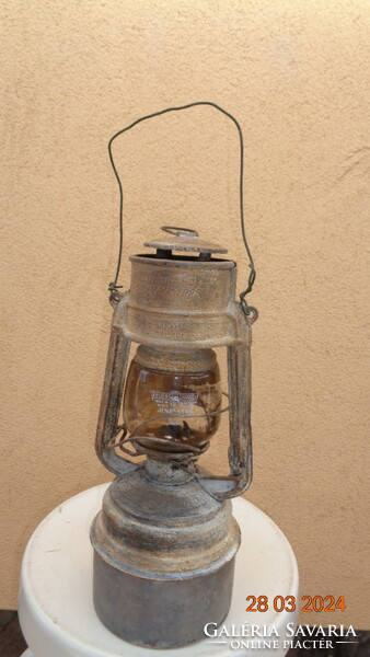 Petróleum lámpa , viharlámpa , német gyártmányú , Feuerhand , jénai üveggel