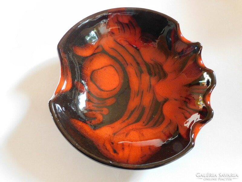 Retro ceramic craftsman fish-shaped bowl